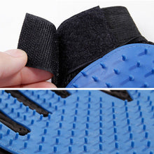 Load image into Gallery viewer, Glove Deshedding
